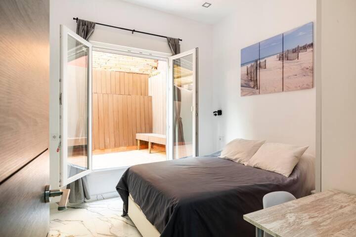 Apartamento En Planta Baja Cerca De La Playa En 바달로나 외부 사진