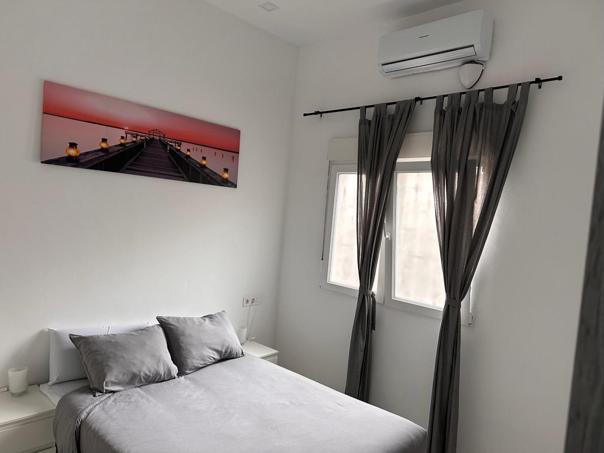 Apartamento En Planta Baja Cerca De La Playa En 바달로나 외부 사진